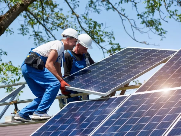 Solar Panel Installer